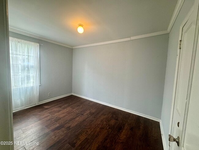 Building Photo - 3535 Rosselle St