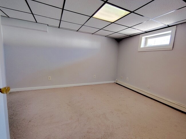 Building Photo - 74 Thurlow Ave