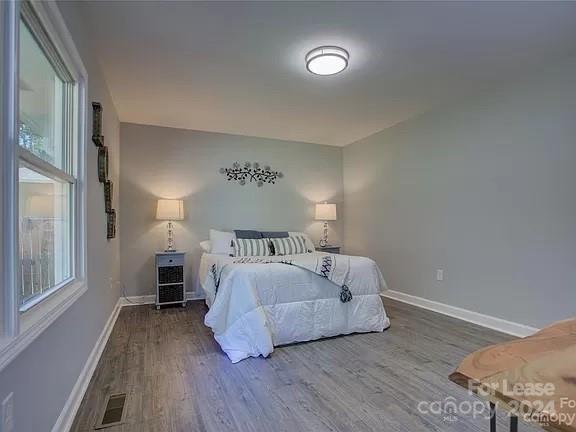 Building Photo - 1208 Fontana Ave