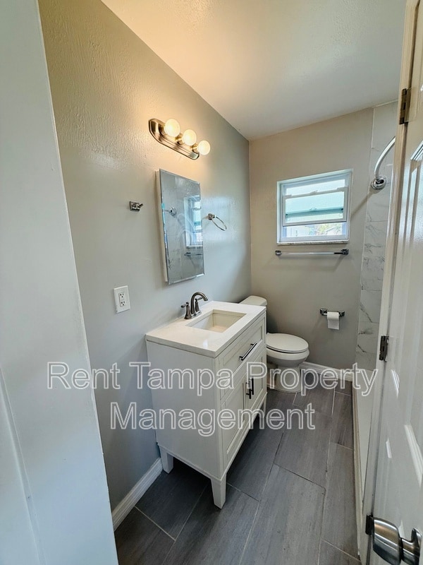 Building Photo - 1146 Neptune Dr