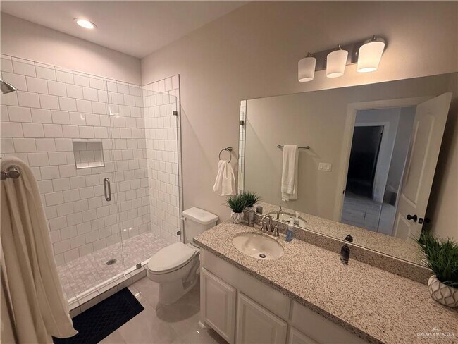 Building Photo - 18 Retama St