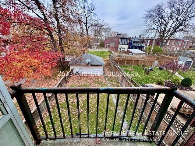 Building Photo - 2633 Russell Blvd