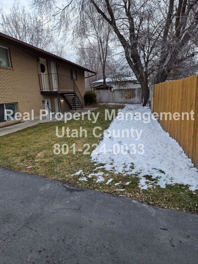 Building Photo - 1146 W 100 N