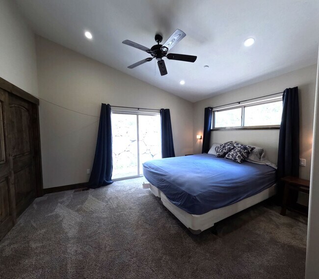 Building Photo - Donner Lake Home for Rent