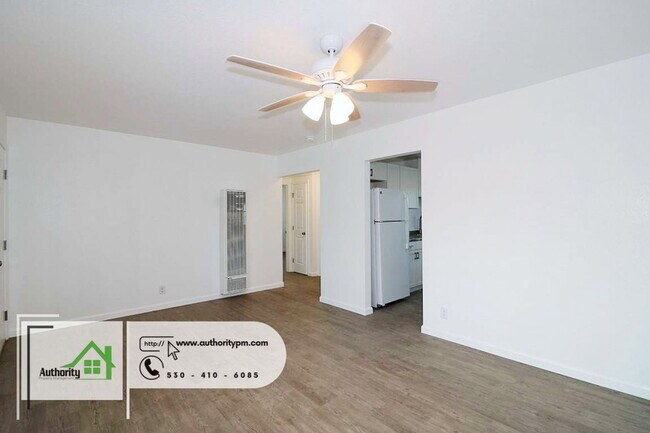 Building Photo - 2835 Reservoir Ln