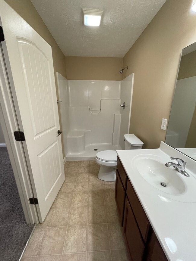 Building Photo - Home Sweet HOME!