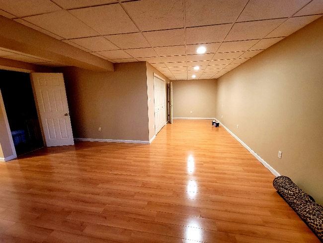 Building Photo - 625 Cleary Dr