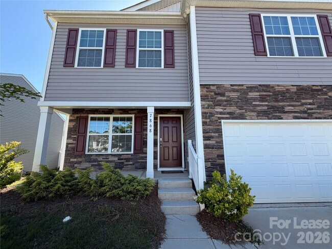 Building Photo - 7868 Whispering Strm Dr