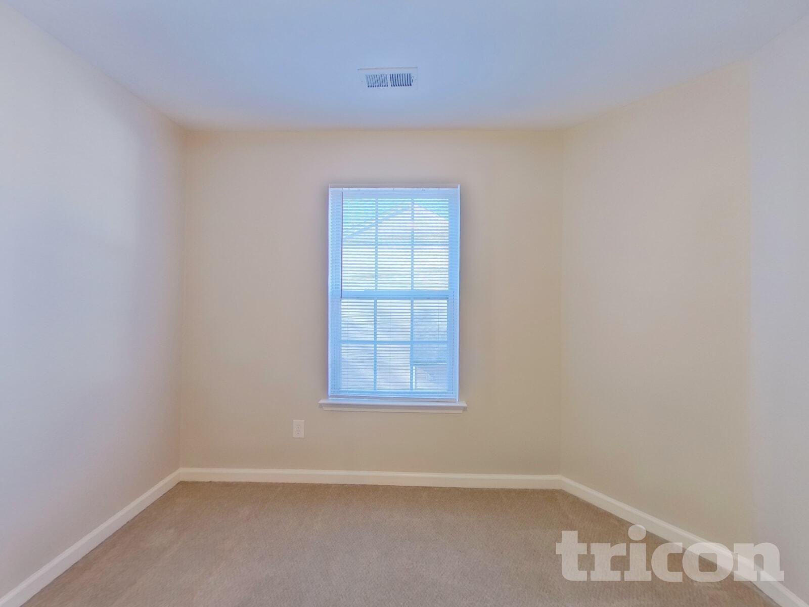 Building Photo - 2008 Pheasant Glen Rd