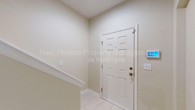 Building Photo - 13339 Solar Dr