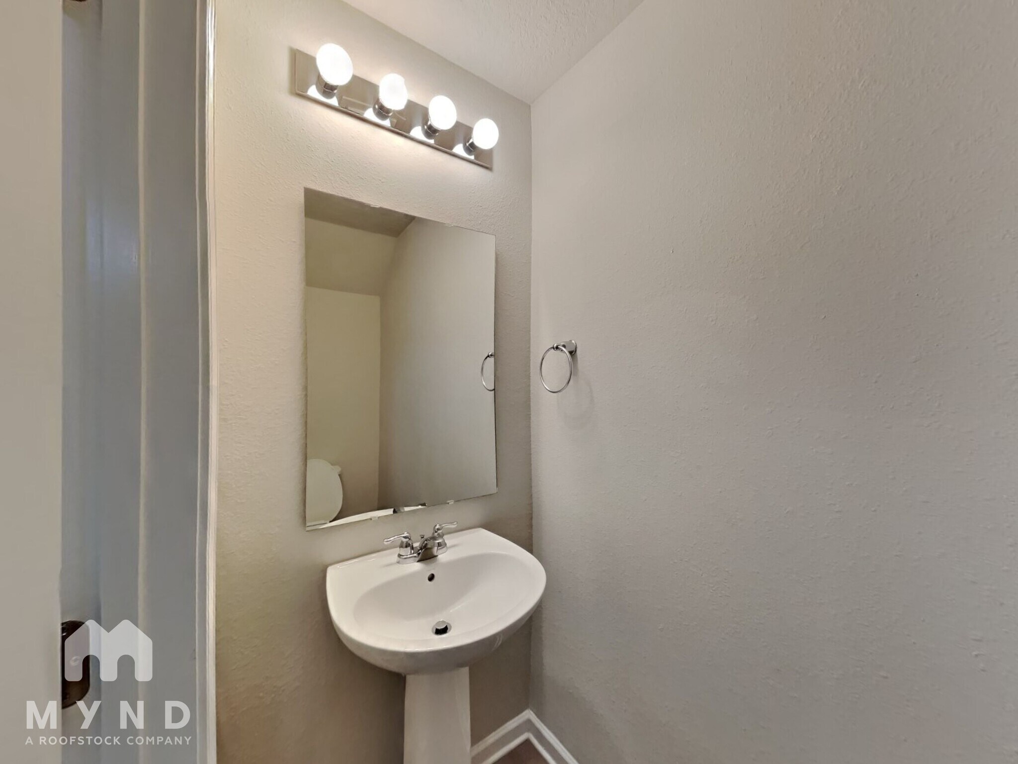 Building Photo - 12716 Camden Rd