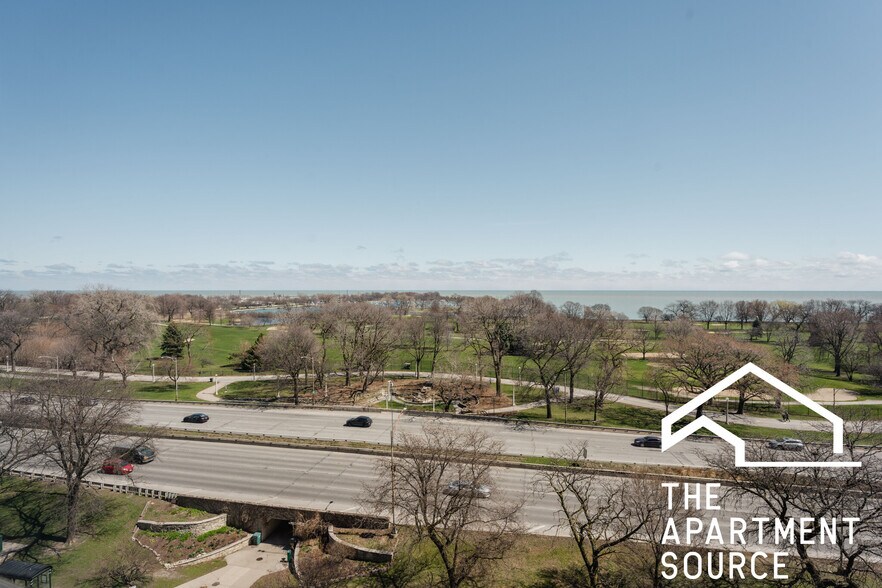 Building Photo - 4180 N Marine Dr