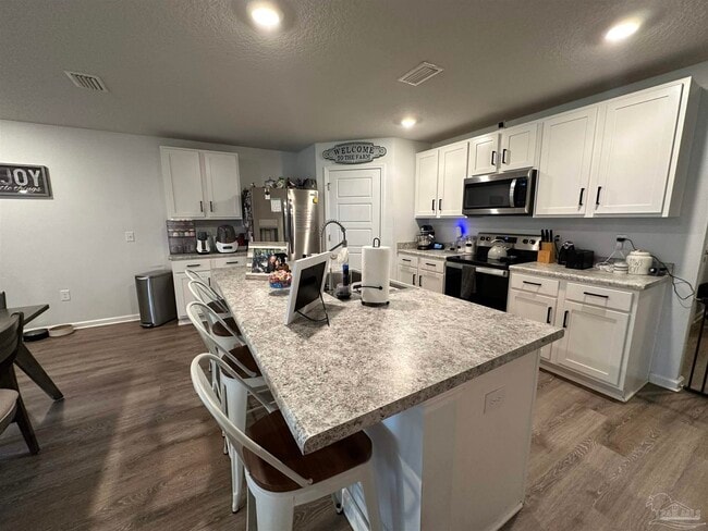 Building Photo - 926 Lovebird Ct