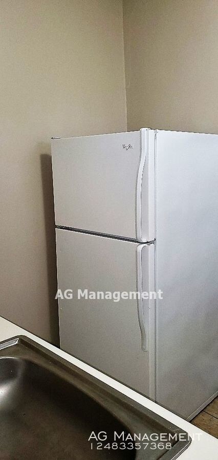 Building Photo - 24 Lincoln St