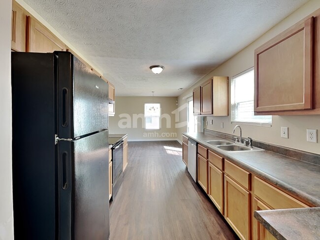 Building Photo - 11527 Tahoe Way