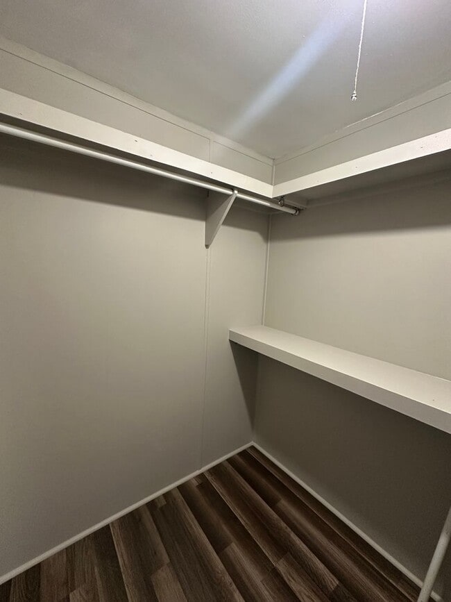 Building Photo - 114 Deer Rd