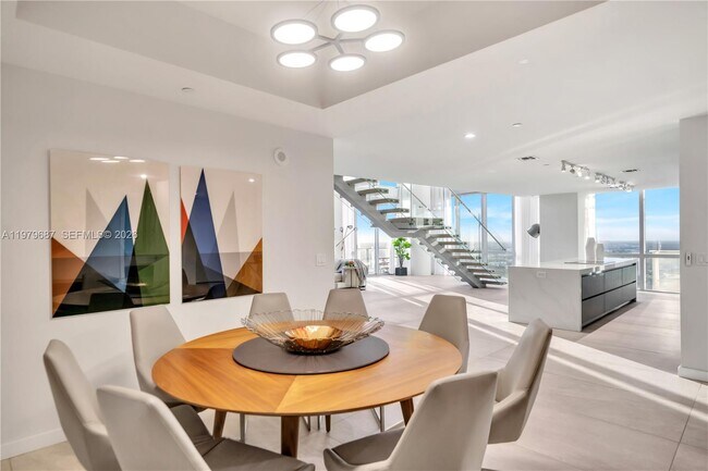 Building Photo - 851 NE 1st Ave