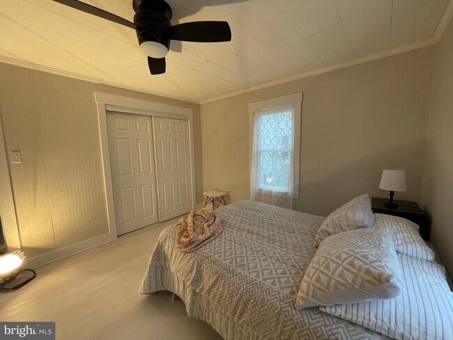 Building Photo - 3 Talbot Ave