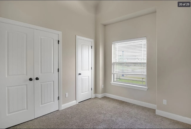 Building Photo - 2300 SW Chaddington Rd