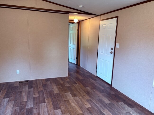 Building Photo - 599 FM 3228