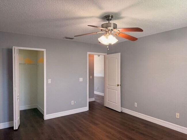 Building Photo - 4BR/2.5BA Home in Hunters Creek – Palma Vista Community – Available Now!