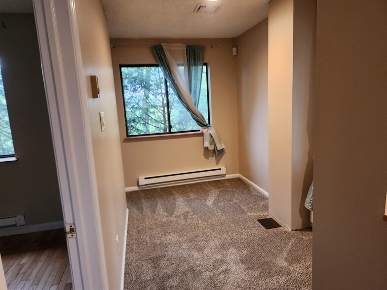 Building Photo - 59 Meadowlark Ln