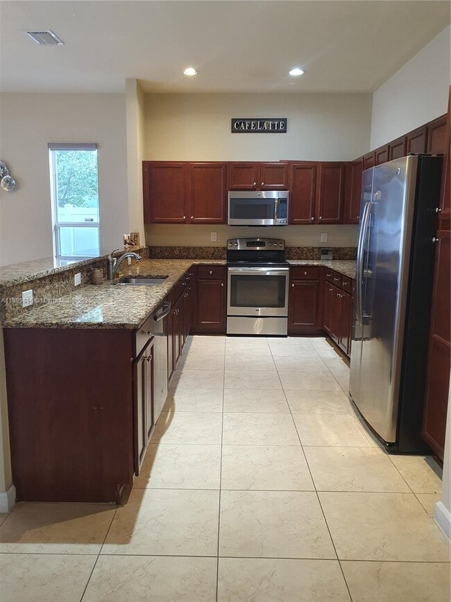 Building Photo - 9171 SW 169th Pl