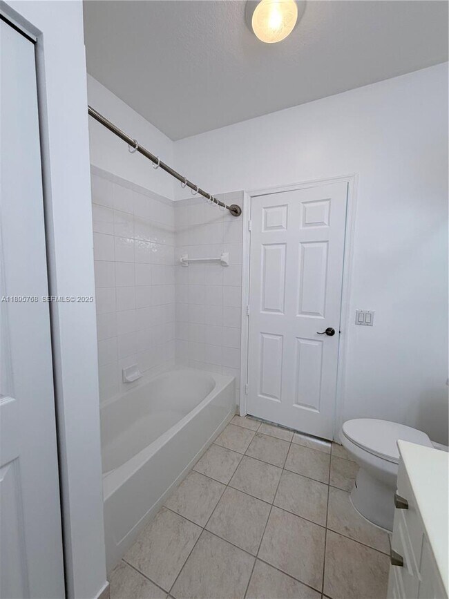 Building Photo - 4602 SW 160th Ave