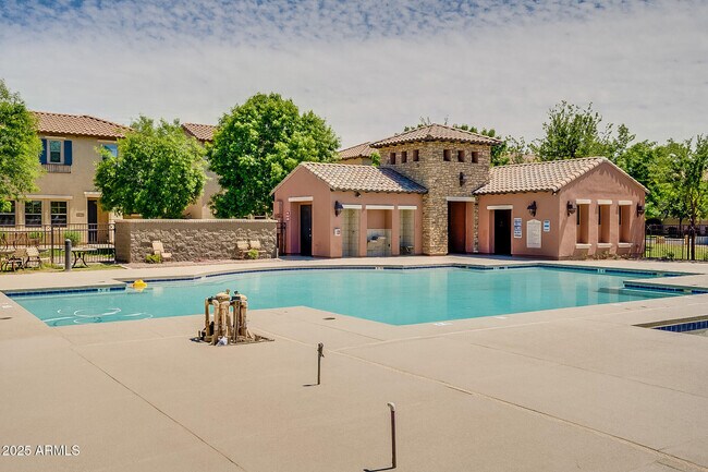 Building Photo - 4711 E Buckboard Ct