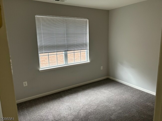 Building Photo - 145 Conover Terrace