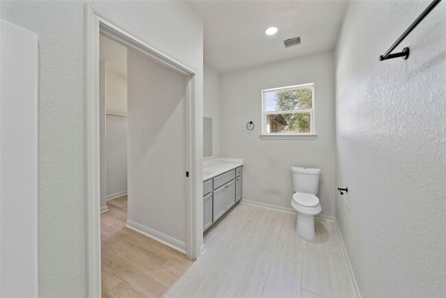 Building Photo - 4415 Castor St