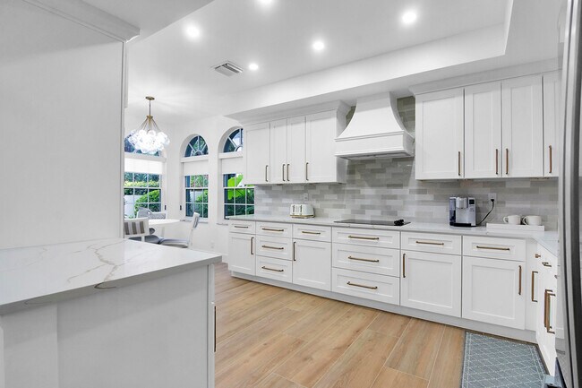 Building Photo - 201 Ryder Cup Cir S