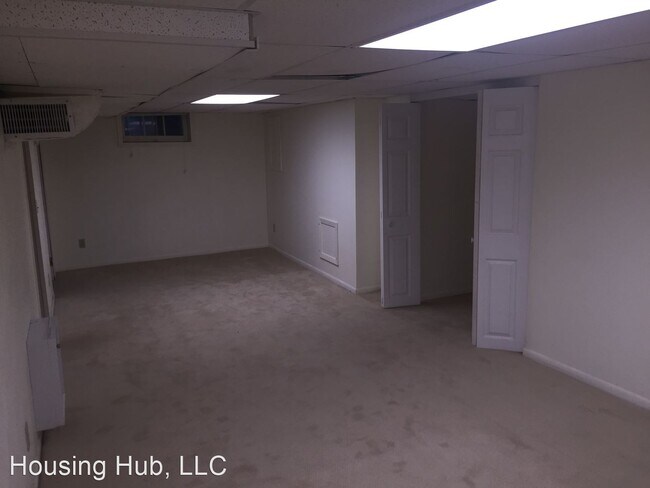 Building Photo - 3 br, 2 bath House - 632 Morgan Ave South