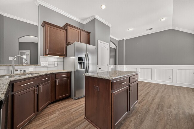 Building Photo - 3822 Cactus Field Ln