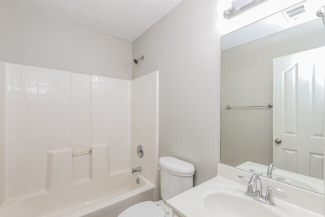 Building Photo - 468 Haven Ridge Dr
