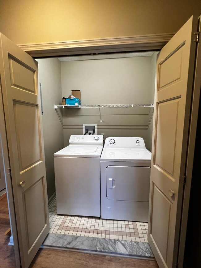 Building Photo - 310 Joe McCarthy Dr