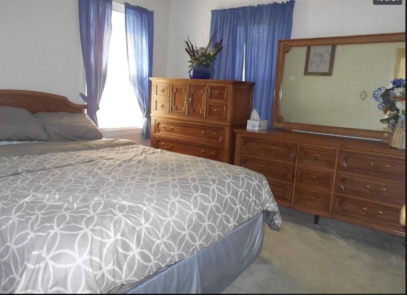 main level bedroom - 915 Marie Ave