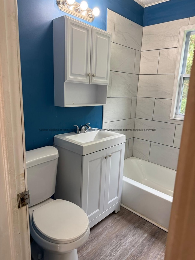 Building Photo - 2 bed 1 bath