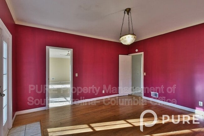 Building Photo - 5 Wotan Ln