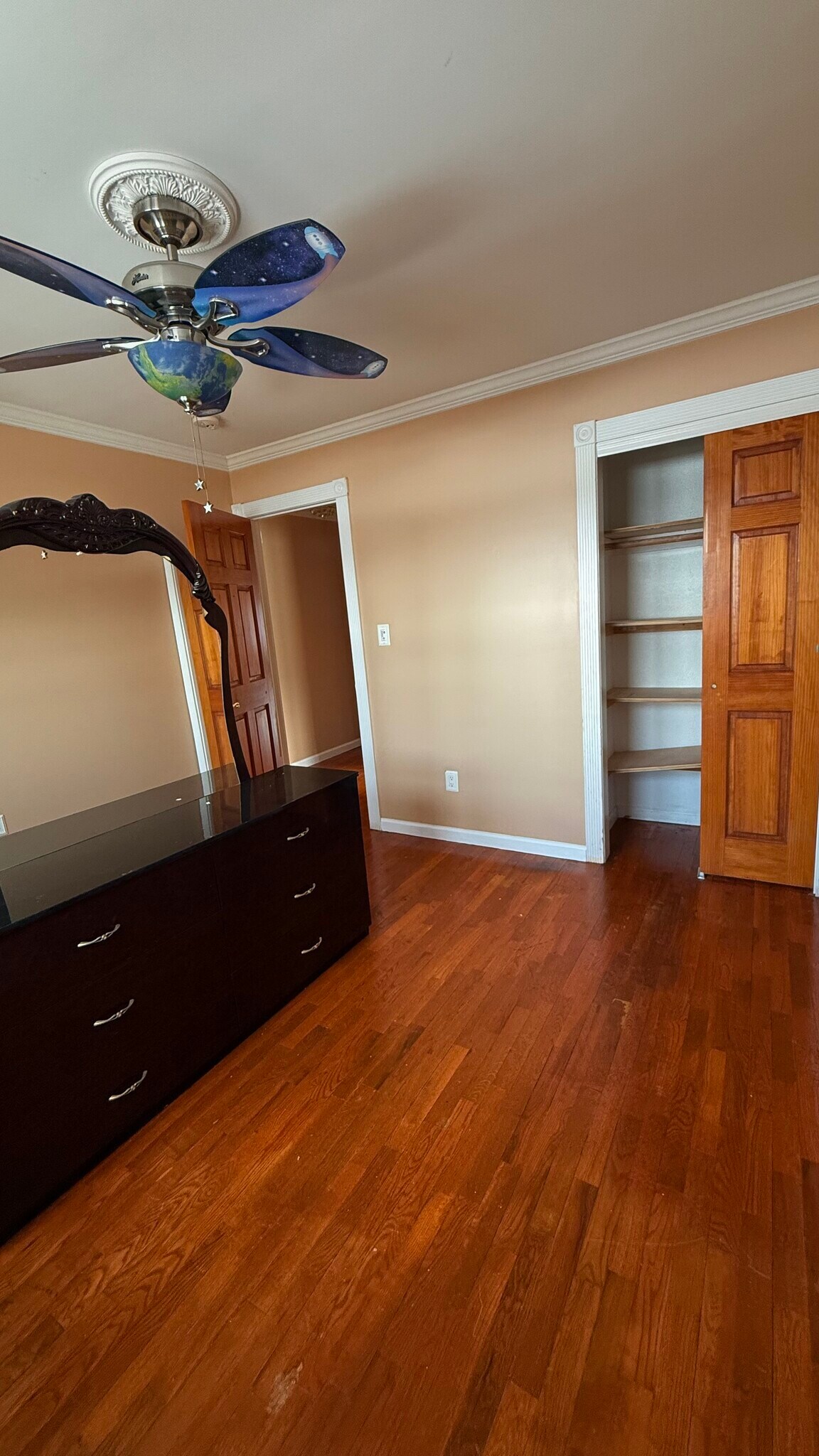 Building Photo - 503 Avenue C