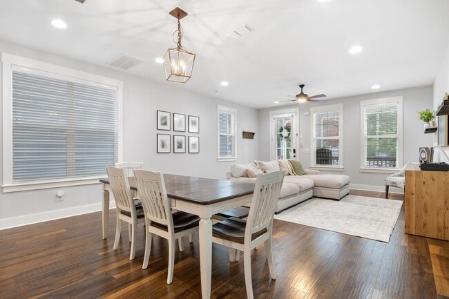 Building Photo - 3 Bedroom Inglewood Home