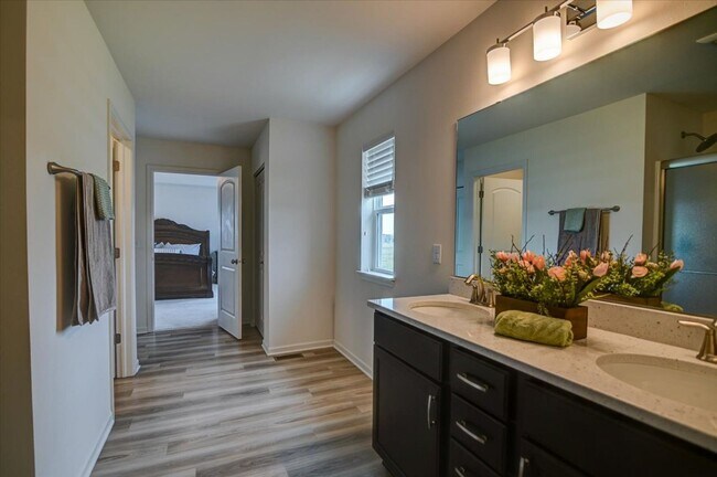 Building Photo - 2583 Dogwood Ln