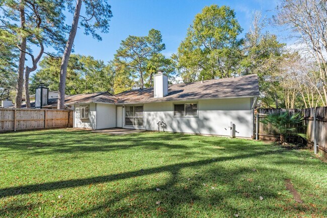 Building Photo - 3738 Clear Falls Dr