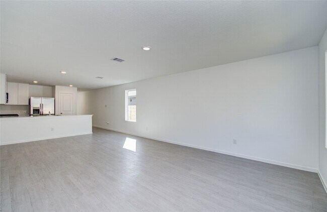 Building Photo - 14845 N Ascot Bnd Cir