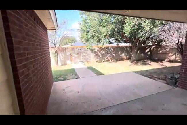 Building Photo - Awesome home in quiet. Culdesac