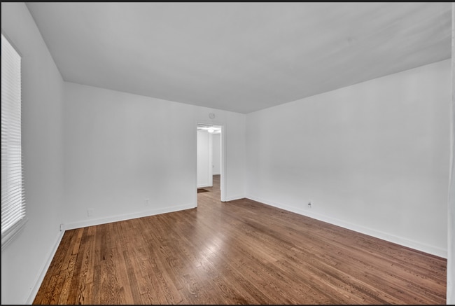 Building Photo - 1725 Mims St SW