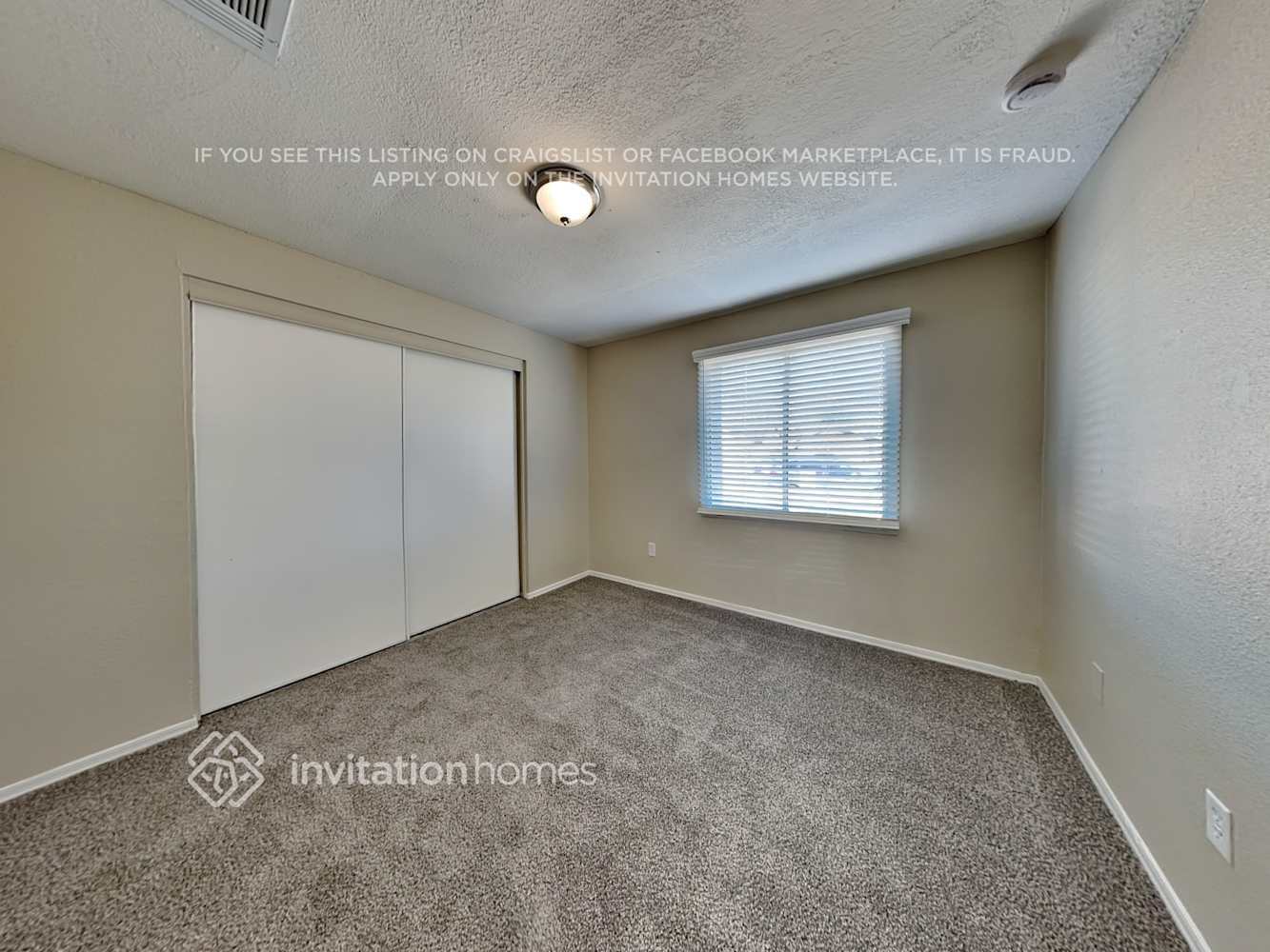 Building Photo - 4102 N 71st Ln