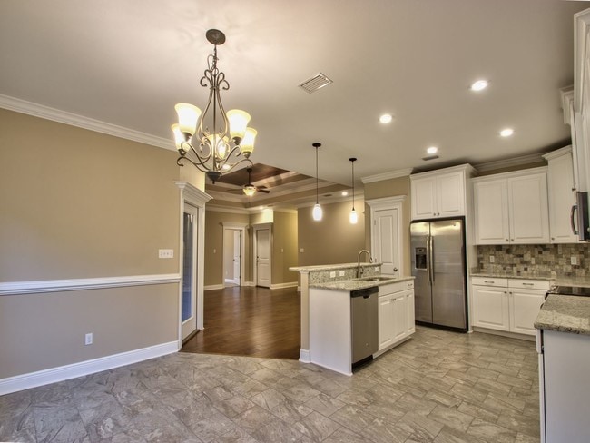 Building Photo - 250 Tillis Ln