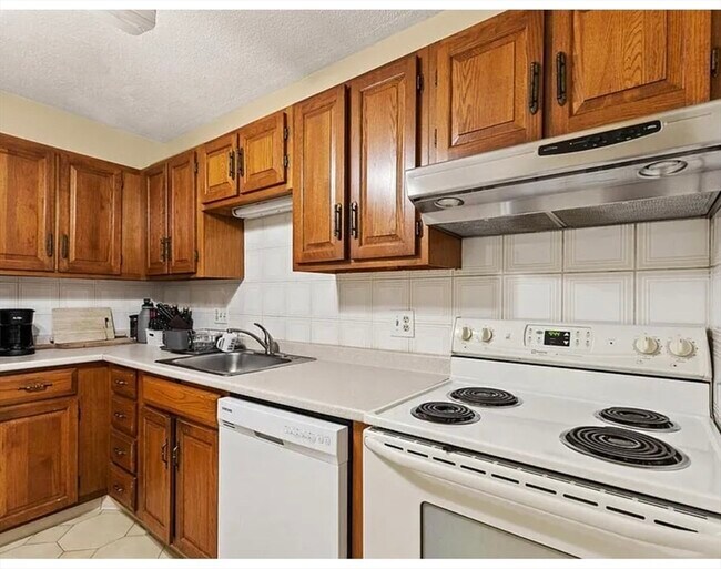 Building Photo - 2500 Mystic Valley Pkwy