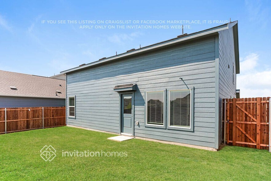 Building Photo - 2714 Harwell Dr